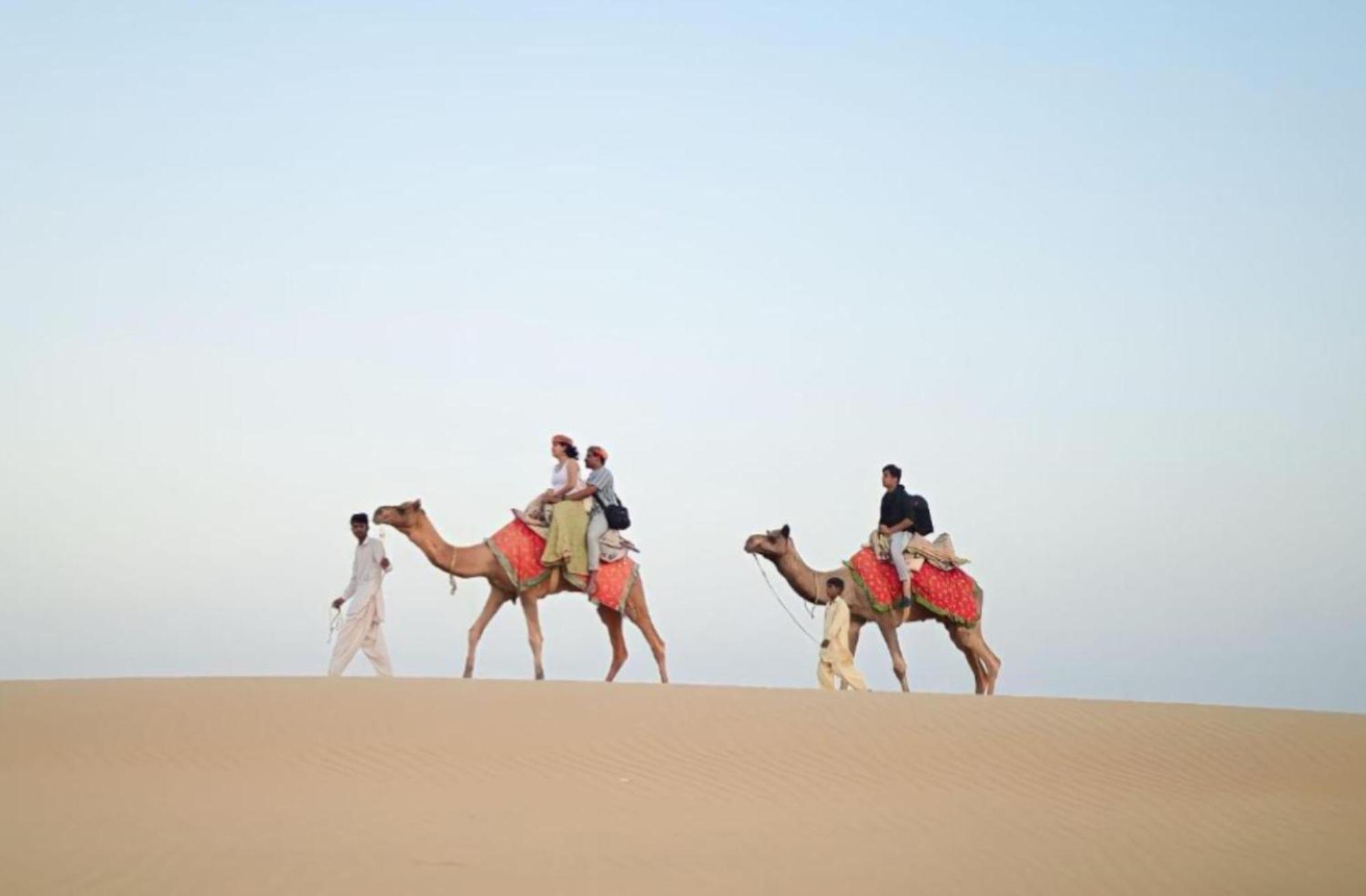 Hotel Ozaki Heritage Jaisalmer Exteriör bild
